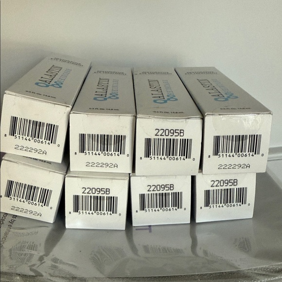 Alastin Restorative Eye Treatment - Picture 3 of 3